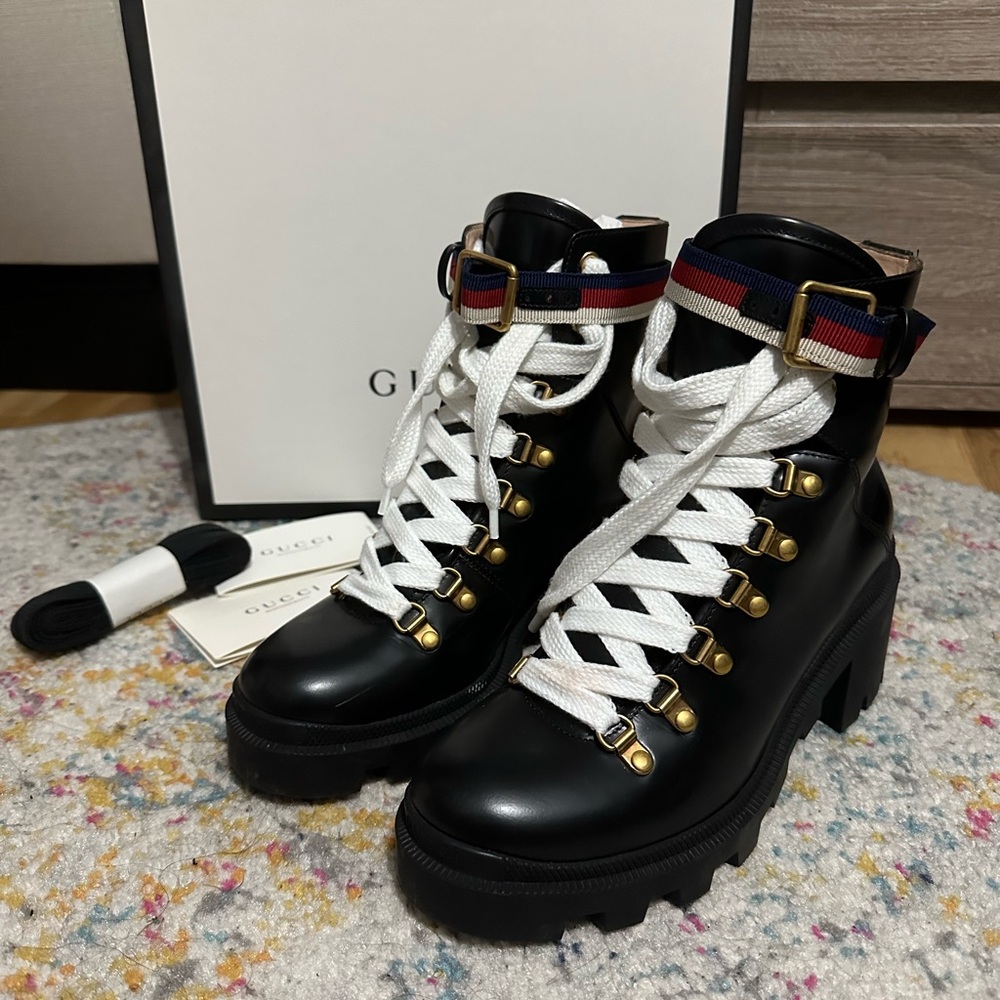 Gucci Calfskin Sylvie Web Women’s lace up boots